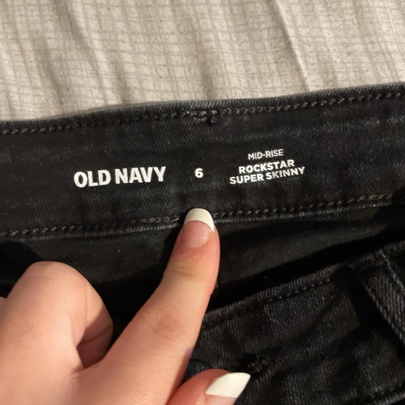 Old Navy Rockstar Super Skinny Black Jeans 6 - Picture 3 of 4